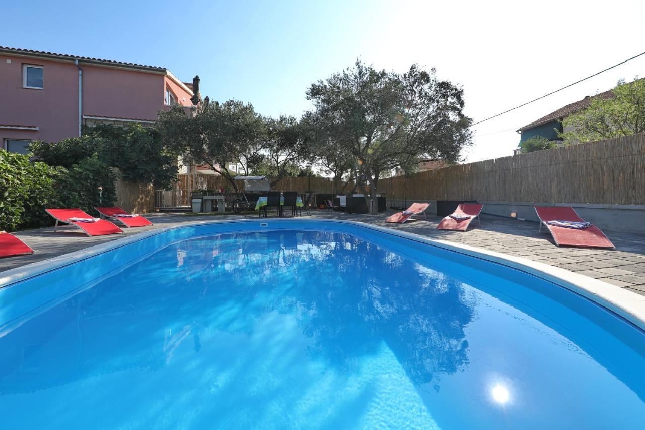 Apartment With Private Pool Sukošan Dış mekan fotoğraf