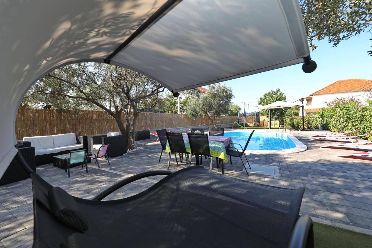Apartment With Private Pool Sukošan Dış mekan fotoğraf